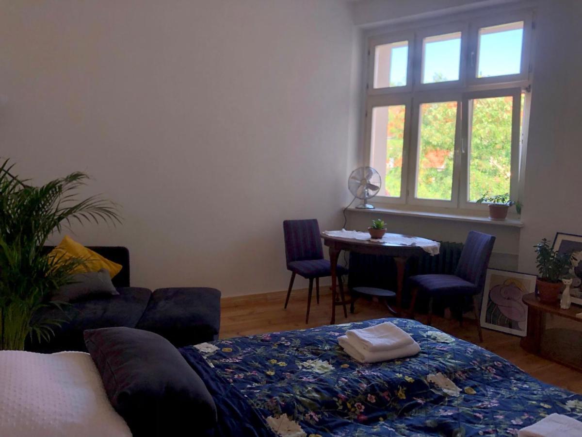 Sentymenty - Apartamenty W Kamienicy Na Mickiewicza Thorn Exterior foto